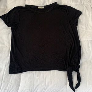 Tie side soft black tshirt